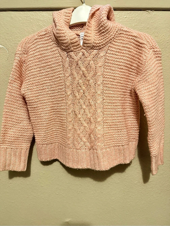 Carter's Sweaters - Carter's Cable Knit Cowl Neck Sweater in Pink Size 3T Like New
